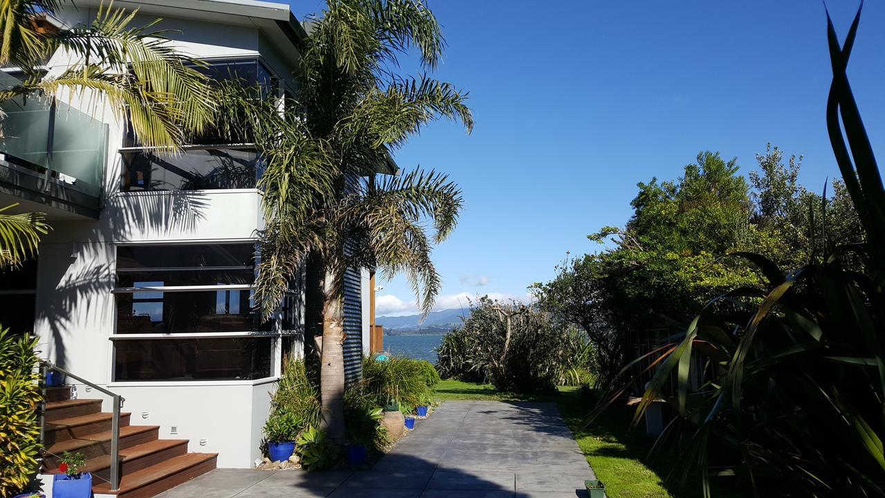 Athenree Waterside Accommodation Extérieur photo